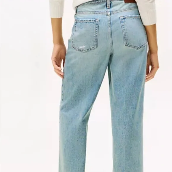 Light Blue Distressed Women Jeans - Picture 3 of 7